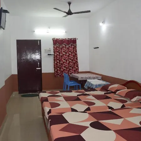 Velanganni Vinodth Homestay Exterior photo