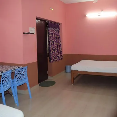 Velanganni Vinodth Homestay Exterior photo